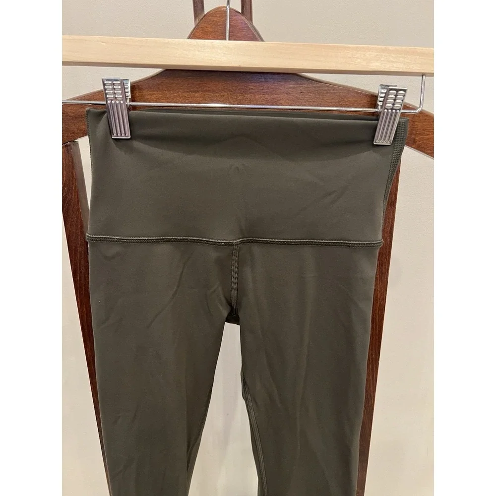 Lululemon Wunder Under Crop (High-Rise) *Full-On Luxtreme 21